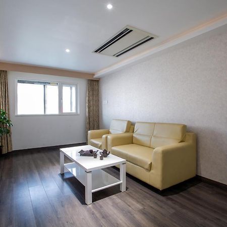 Hotel Saradha Grande Pudukkottai Экстерьер фото